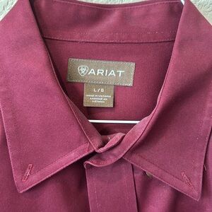 Ariat Men’s Long Sleeve Button Down Shirt.